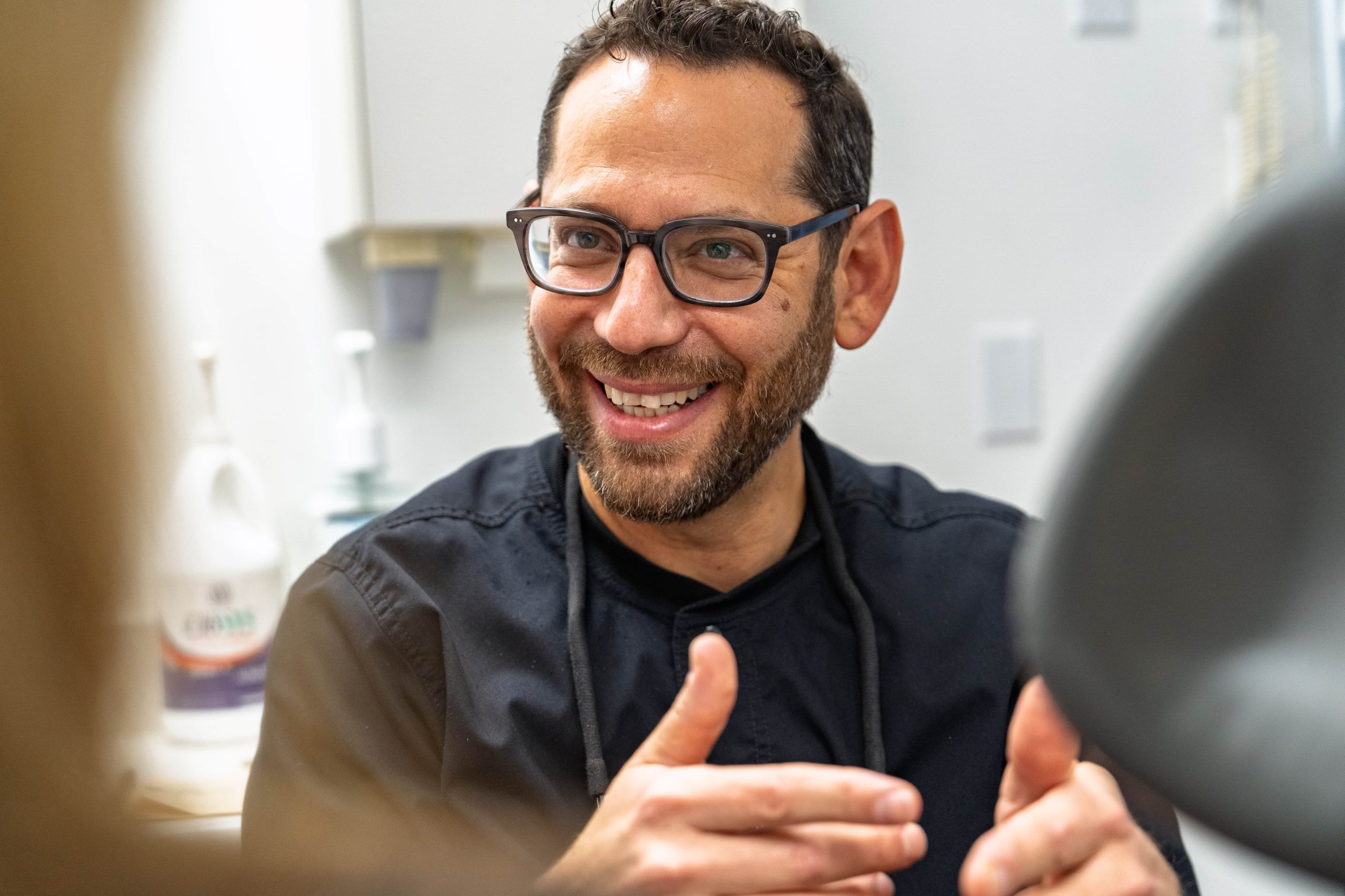 Enhance smile with cosmetic bonding